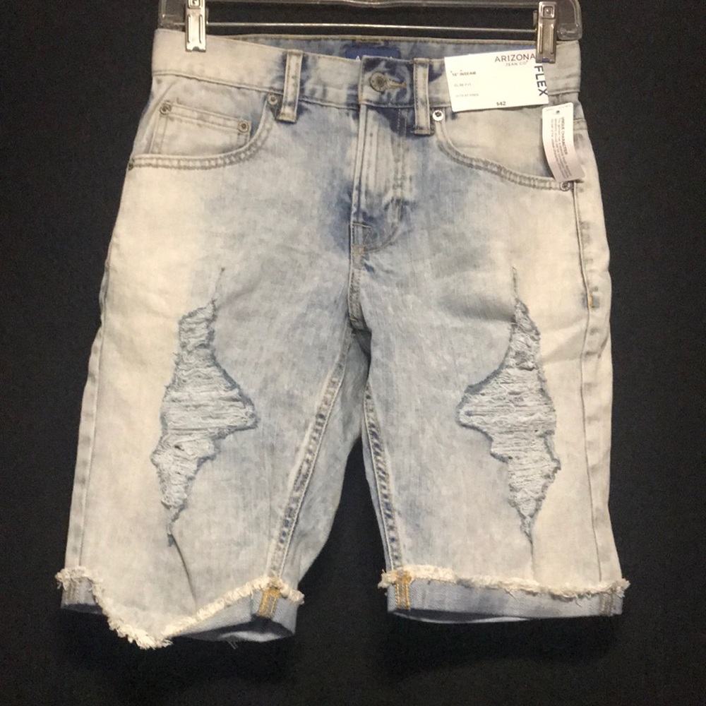nwt distressed arizona jean shorts